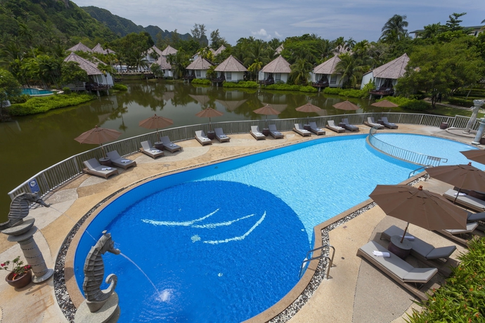 Imagen de la piscina del Hotel The Verandah. Foto 15