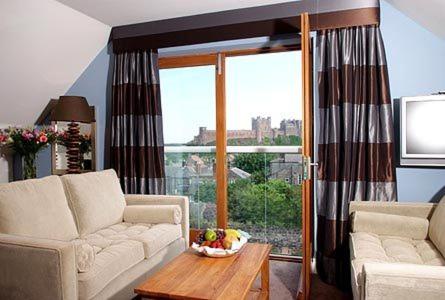 Imagen de la habitación del Hotel The Victoria, Bamburgh. Foto 8
