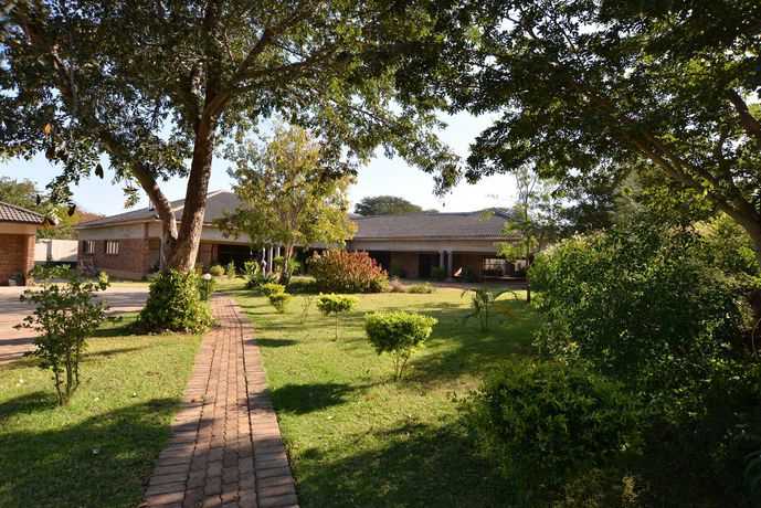 Imagen general del Hotel The Victoria Falls Deluxe Suites. Foto 4