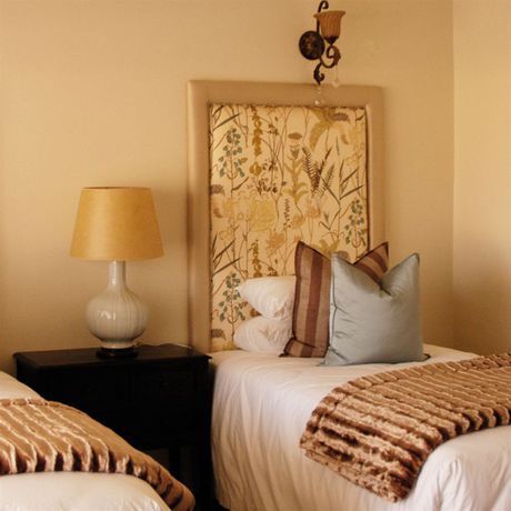 Imagen de la habitación del Hotel The Victoria Falls Deluxe Suites. Foto 10