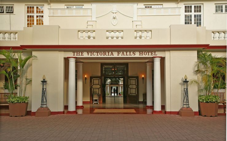 Imagen de los exteriores del Hotel The Victoria Falls. Foto 10