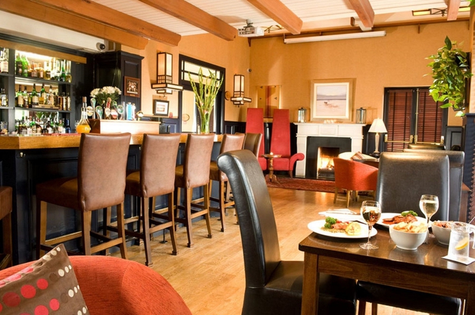 Imagen del bar/restaurante del Hotel The Victoria, KILLARNEY. Foto 8