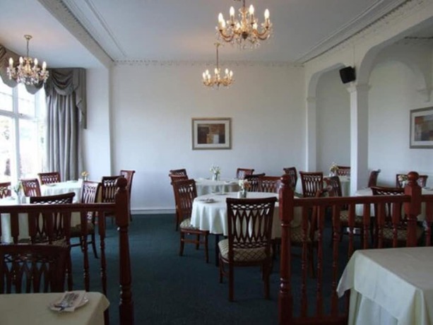 Imagen del bar/restaurante del Hotel The Victoria, Rothesay. Foto 7