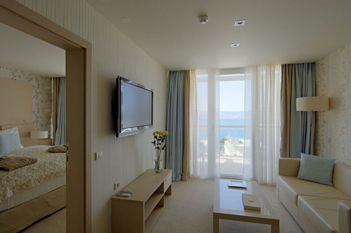 Imagen de los interiores del Hotel The View Hotel, Novi Vinodolski. Foto 10