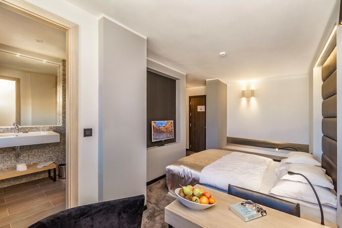 Imagen de la habitación del Hotel The View Luxury Rooms. Foto 14