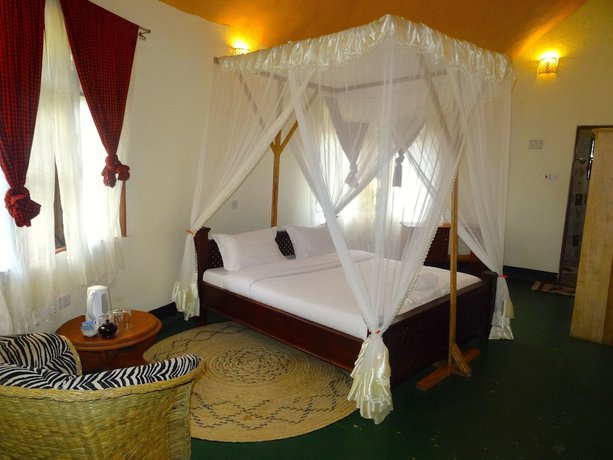 Imagen de la habitación del Hotel The Vijiji Center Lodge and Safari. Foto 8