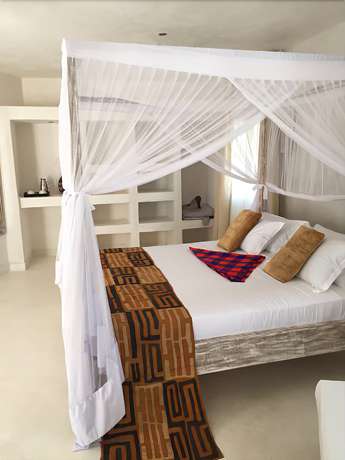 Imagen de la habitación del Hotel The Villa Luxury Suites Hotel. Foto 6