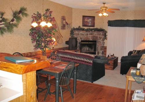 Imagen de la habitación del Hotel The Village At Indian Point Resort. Foto 11