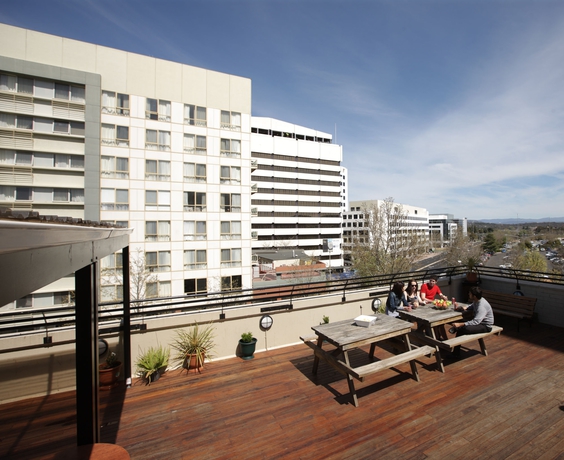 Imagen de los exteriores del Hotel The Village Hostels Canberra. Foto 11