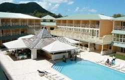 Imagen de la piscina del Hotel The Village Inn & Spa. Foto 4