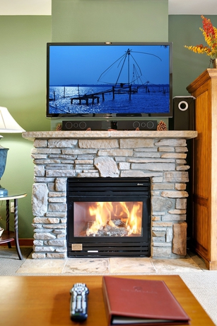 Imagen de la habitación del Hotel The Village Lodge. Foto 2