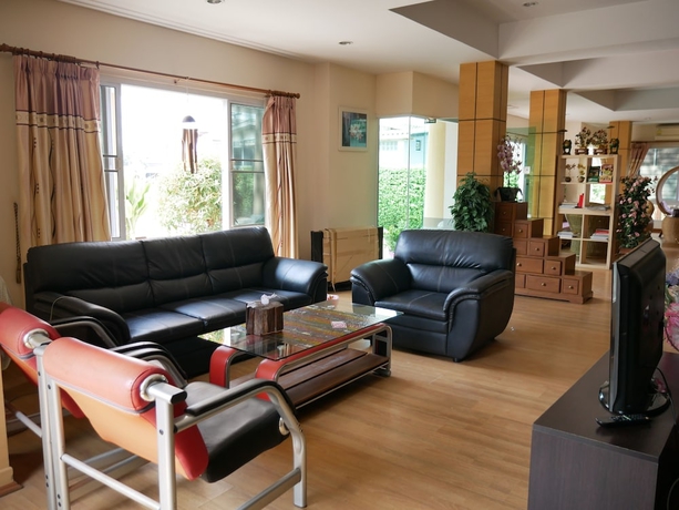 Imagen de los interiores del Hotel The Village Phitsanulok. Foto 17