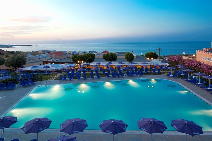 Imagen de la piscina del Hotel The Village Resort and Waterpark - All Inclusive. Foto 13