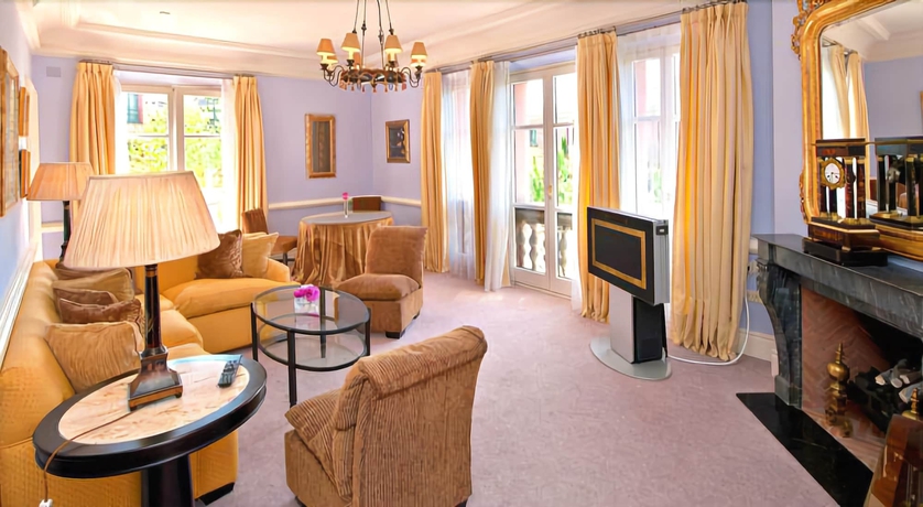 Imagen de la habitación del Hotel The Villas by Villa Padierna. Foto 18