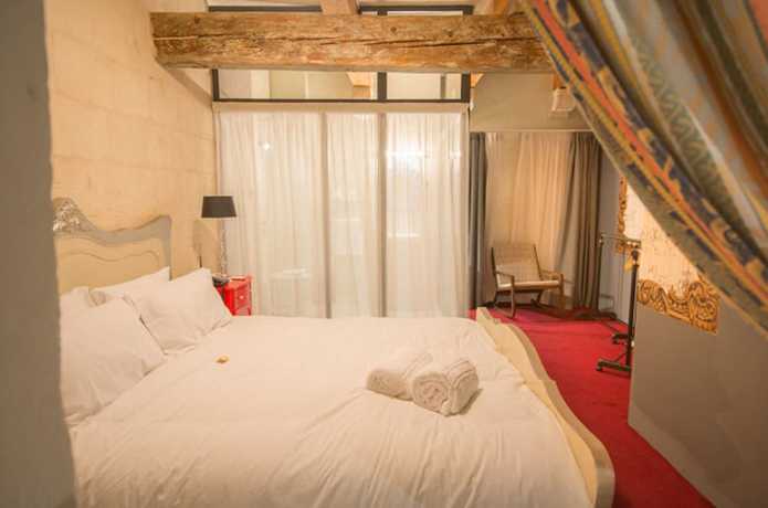 Imagen de la habitación del Hotel The Vincent. Foto 7