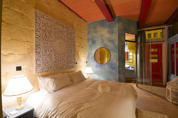 Imagen de la habitación del Hotel The Vincent. Foto 10