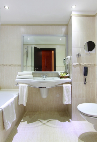 Imagen de la habitación del Hotel The Vineyards Spa and Resort. Foto 7