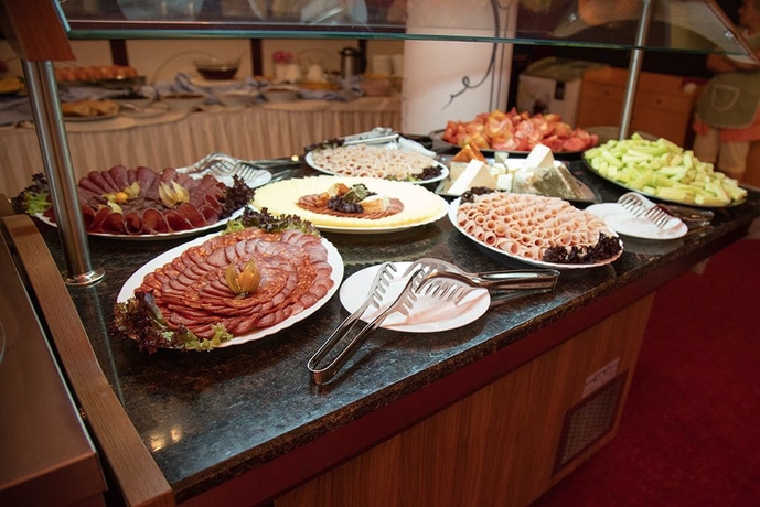 Imagen del bar/restaurante del Hotel The Vineyards Spa and Resort. Foto 4