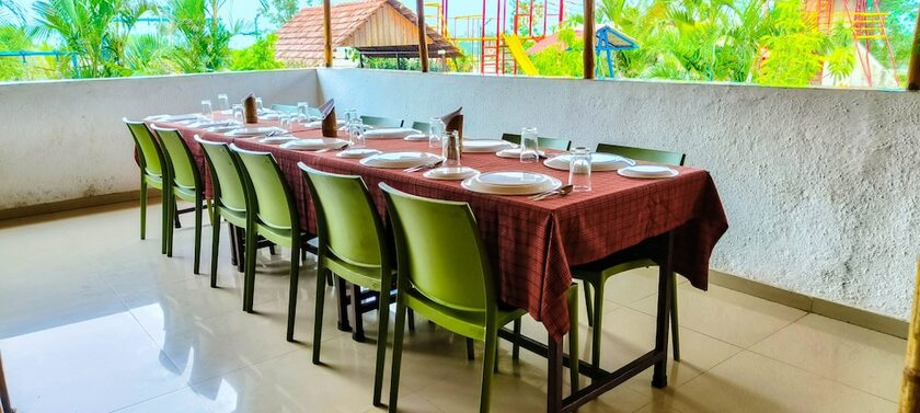 Imagen del bar/restaurante del Hotel The Vintage Farm. Foto 17