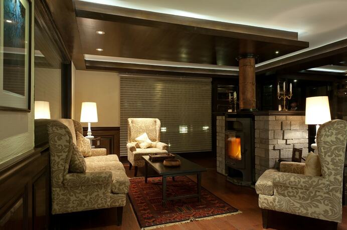 Imagen del bar/restaurante del Hotel The Vintage Gulmarg. Foto 12