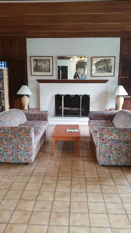 Imagen de los interiores del Hotel The Virginia Lodge. Foto 19