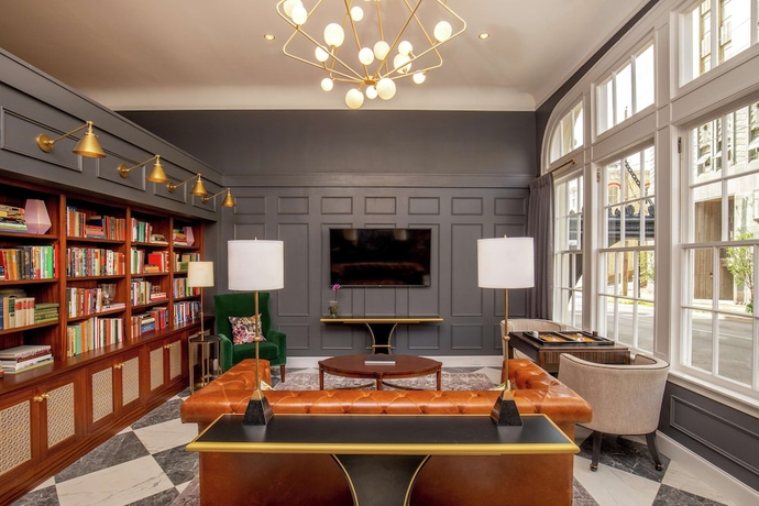 Imagen de los interiores del Hotel The Virginian Lynchburg Curio Collection. Foto 16