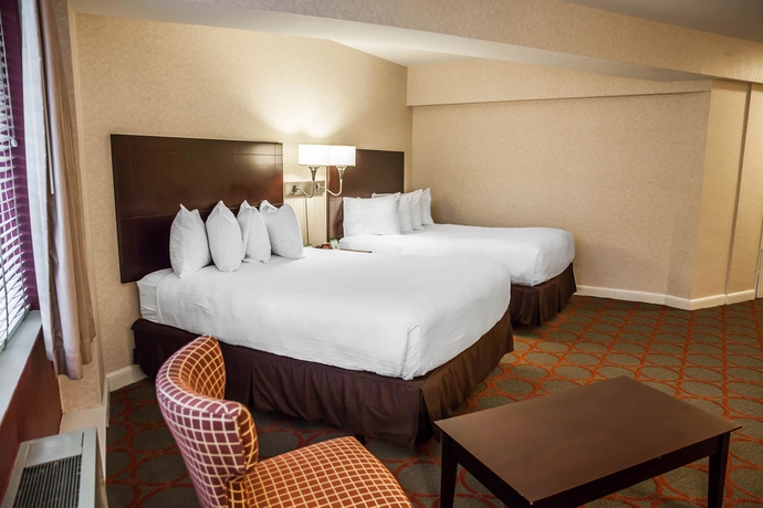 Imagen de los interiores del Hotel The Virginian Suites. Foto 8