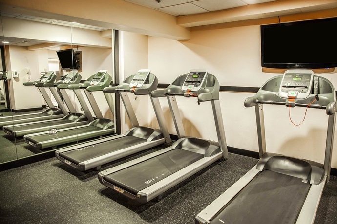 Imagen de los interiores del Hotel The Virginian Suites. Foto 12