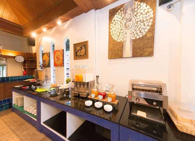 Imagen del bar/restaurante del Hotel The Viridian Resort. Foto 5