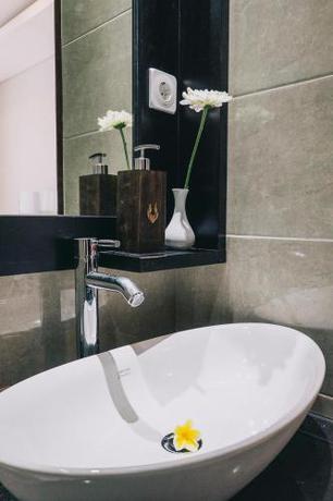 Imagen de la habitación del Hotel The Visala Boutique Suites Seminyak. Foto 5