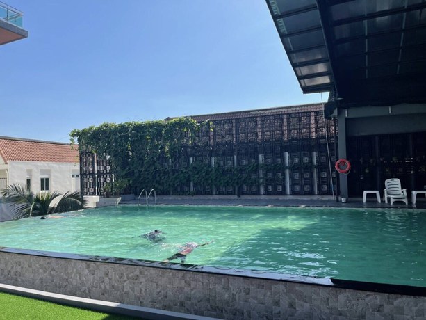 Imagen de la piscina del Hotel The Vita Plus. Foto 19