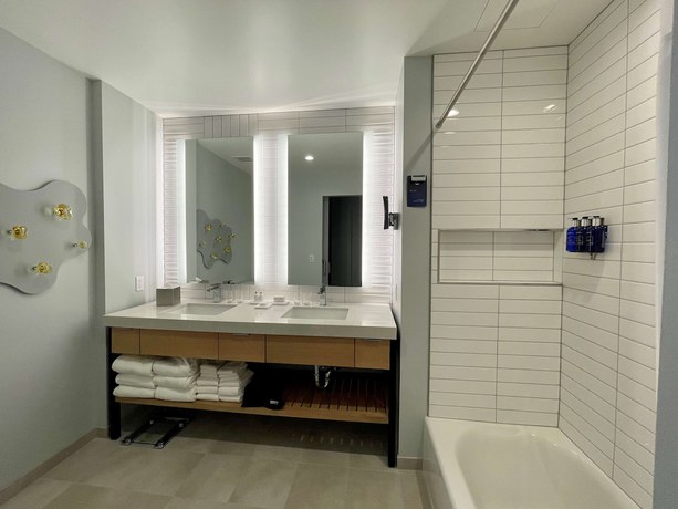 Imagen de la habitación del Hotel The Viv Hotel, Anaheim, a Tribute Portfolio. Foto 11