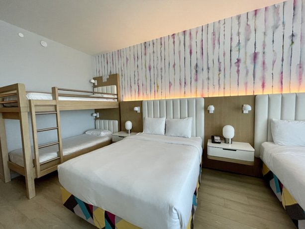 Imagen de la habitación del Hotel The Viv Hotel, Anaheim, a Tribute Portfolio. Foto 13