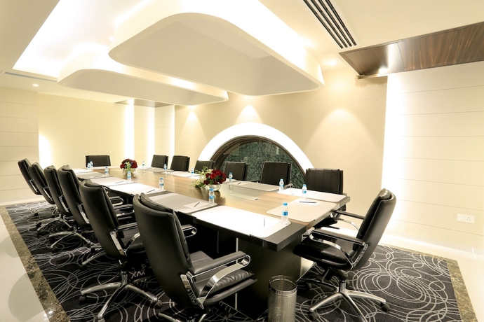 Imagen de los interiores del Hotel The Vivaan and Resorts. Foto 18