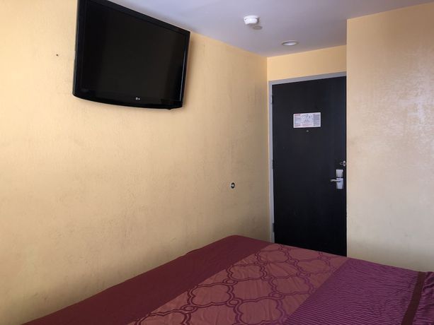 Imagen de la habitación del Hotel The Vue Express. Foto 11