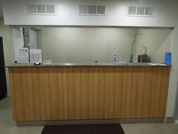 Imagen de los interiores del Hotel The Vue Express. Foto 19