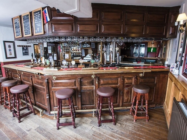 Imagen del bar/restaurante del Hotel The Waggon and Horses, York. Foto 11