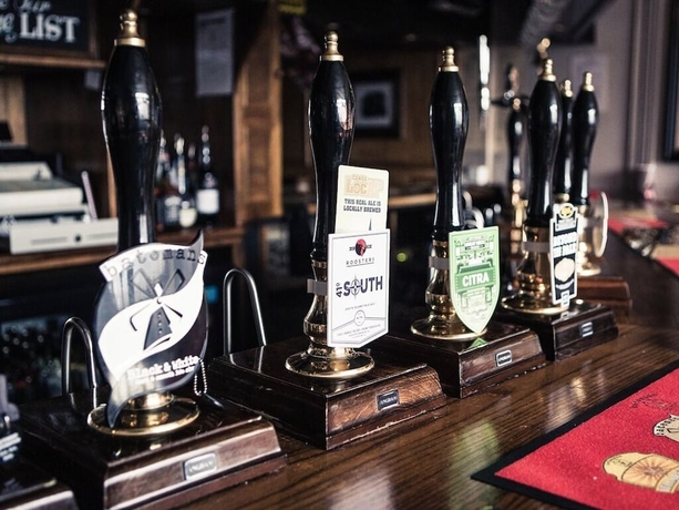 Imagen del bar/restaurante del Hotel The Waggon and Horses, York. Foto 13