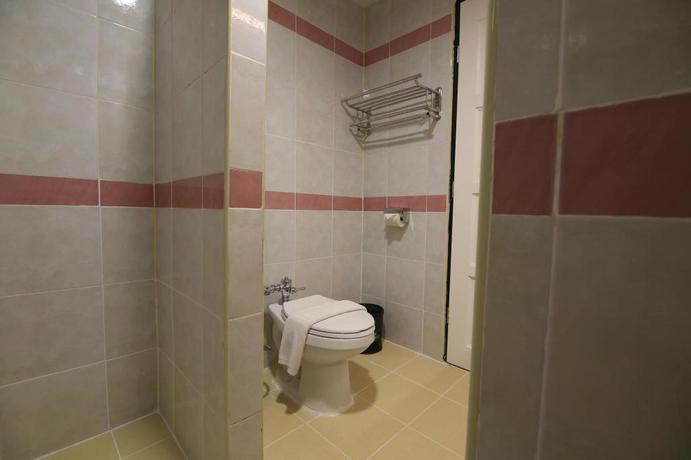 Imagen de la habitación del Hotel The Wai Hotel Danok. Foto 10