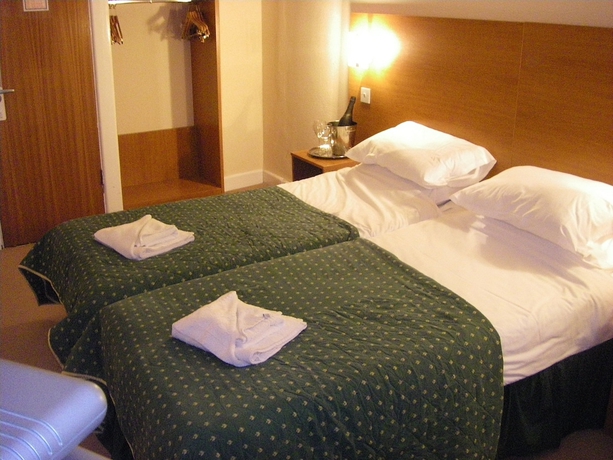 Imagen de la habitación del Hotel The Waldorf. Foto 5