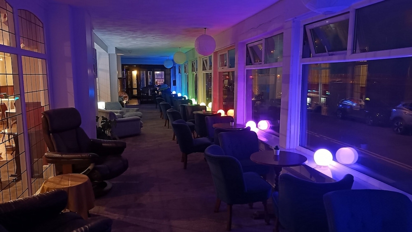 Imagen de los interiores del Hotel The Waldorf. Foto 18