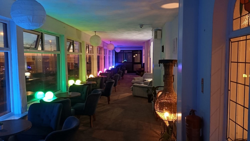 Imagen de los interiores del Hotel The Waldorf. Foto 19