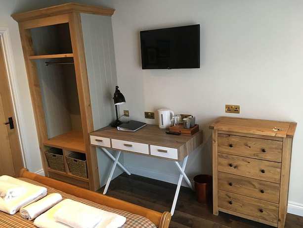 Imagen de la habitación del Hotel The Walhampton Arms. Foto 17
