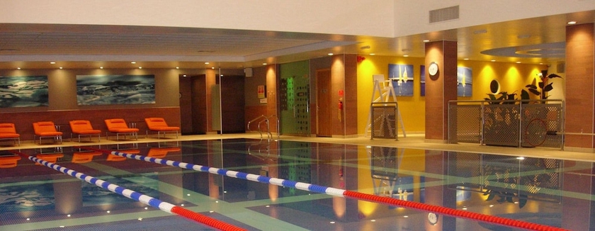Imagen de la piscina del Hotel The Warwickshire and Country Club. Foto 19