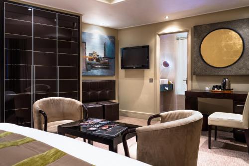 Imagen de la habitación del Hotel The Washington Mayfair Hotel. Foto 10