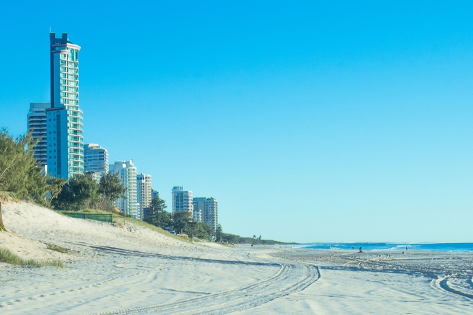 Imagen de los exteriores del Hotel The Waterford On Main Beach. Foto 10