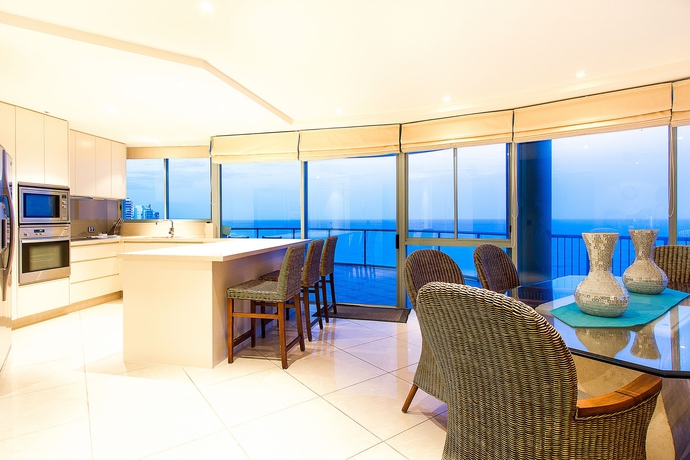 Imagen de la habitación del Hotel The Waterford On Main Beach. Foto 8