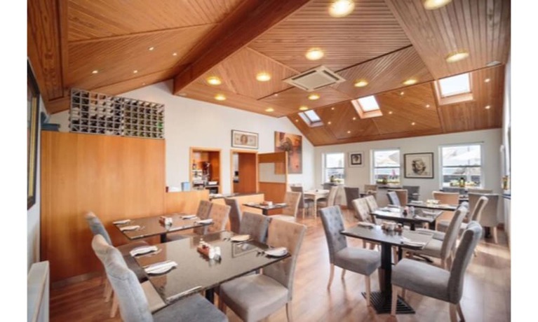 Imagen del bar/restaurante del Hotel The Waterfront and Bistro. Foto 5