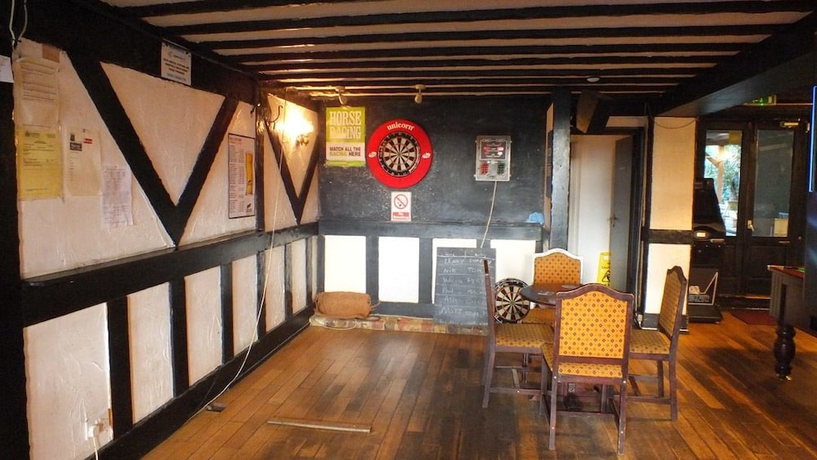 Imagen de los interiores del Hotel The Watermans Arms. Foto 17