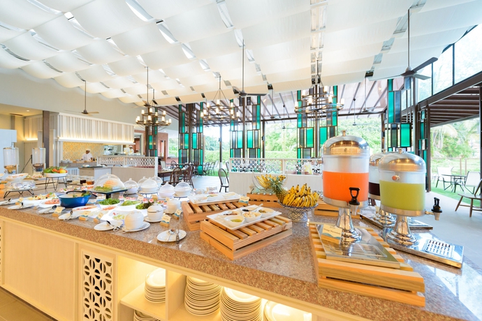 Imagen del bar/restaurante del Hotel The Waters Khao Lak By Katathani. Foto 4